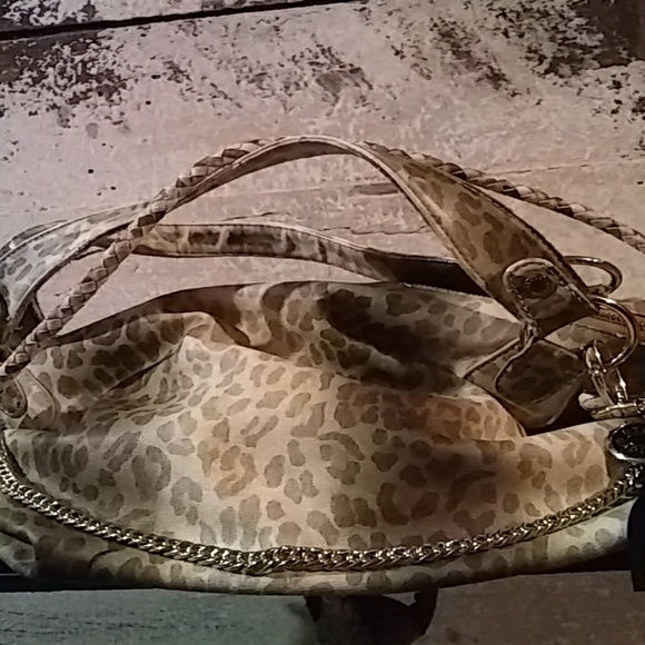 Steve Madden slouchy cheetah print handbag - Picture 4 of 8